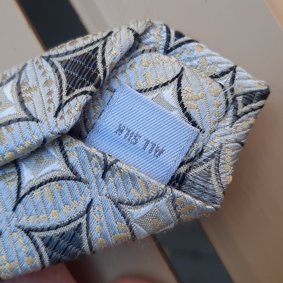 Vintage 100% silk tie bundle - Picture 6 of 7